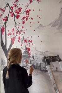 Fresque murale japonaise, 4,8 m de long sur 2,3 m de haut, idéale pour salon ou salle à manger. Style épuré et élégant, prix : 3 000 € TTC.